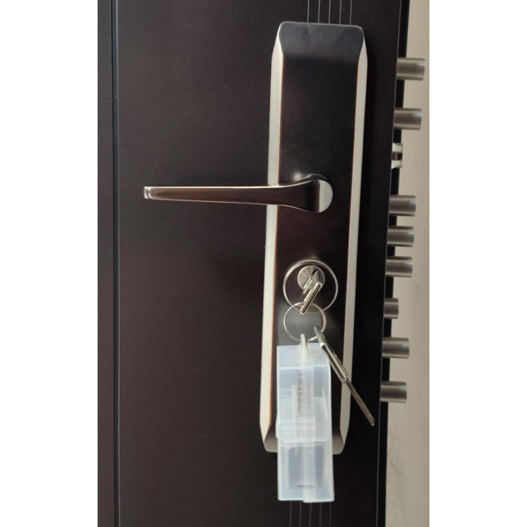 Thumbnail image of white door, front view